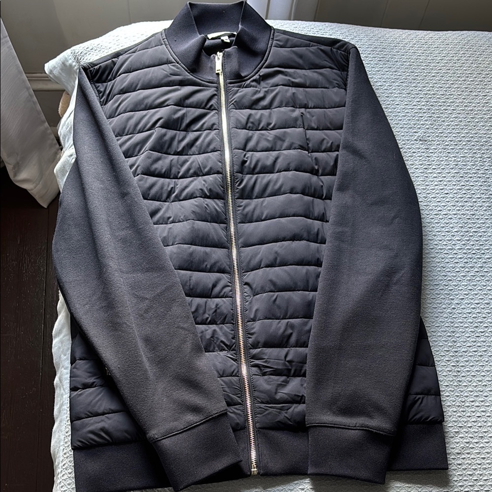 REISS INTERLOCK HYBRID FUNNEL-NECK JACKET IN NAVY